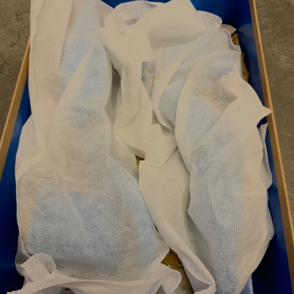 Charlotte Stone Blue Heels in Box - Picture 9 of 10